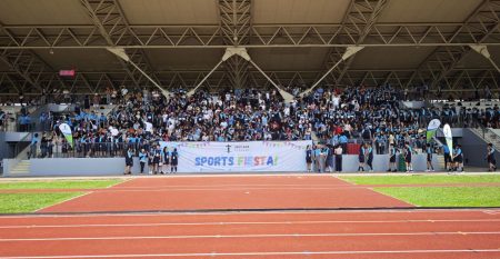 00. Whole School photo